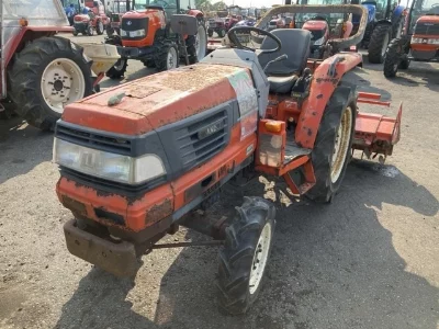 KUBOTA KUBOTA