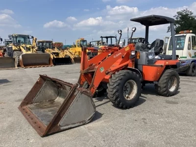 KUBOTA KUBOTA