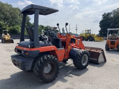 KUBOTA KUBOTA
