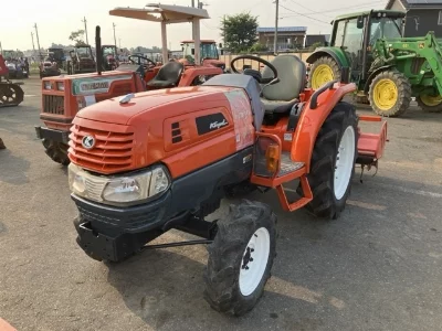 KUBOTA KUBOTA