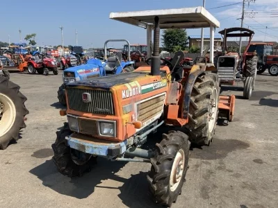 KUBOTA KUBOTA