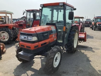 KUBOTA KUBOTA