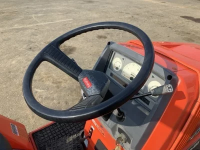 KUBOTA KUBOTA