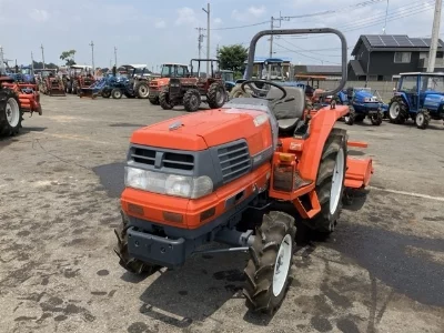 KUBOTA KUBOTA