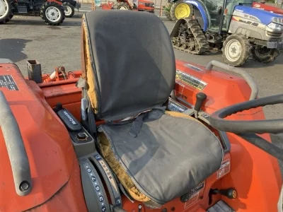KUBOTA KUBOTA