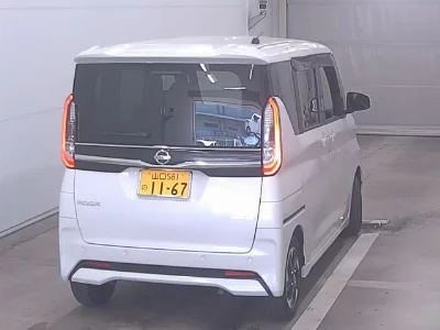 NISSAN ROOX