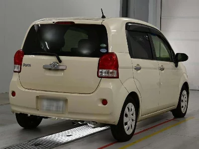 TOYOTA PORTE