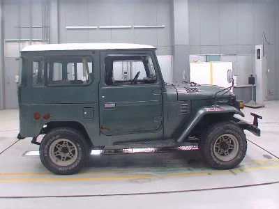 TOYOTA LAND CRUISER 40
