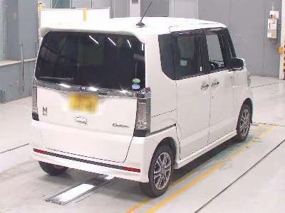 HONDA N BOX CUSTOM