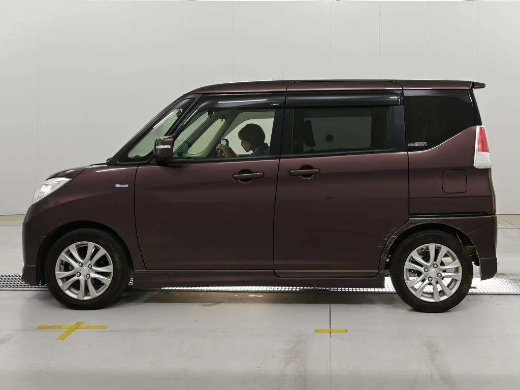 Mitsubishi Delica D:2  с аукциона в Японии