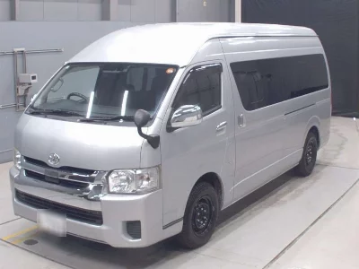 TOYOTA HIACE WAGON
