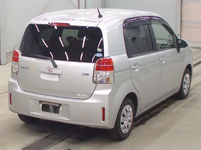 TOYOTA SPADE