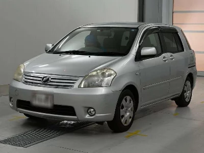 TOYOTA RAUM