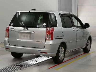 TOYOTA RAUM
