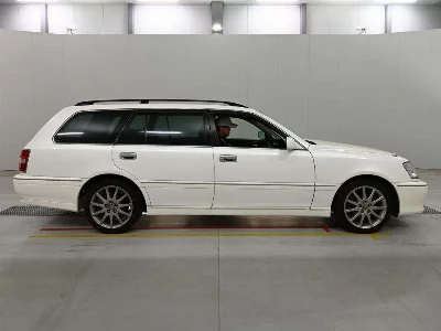 TOYOTA CROWN ESTATE