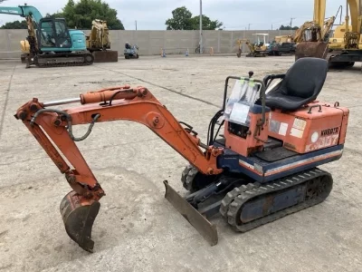 KUBOTA KUBOTA