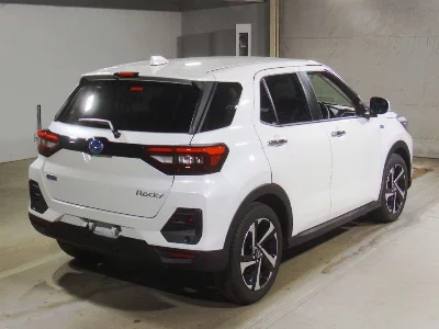 DAIHATSU ROCKY