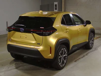 TOYOTA YARIS CROSS