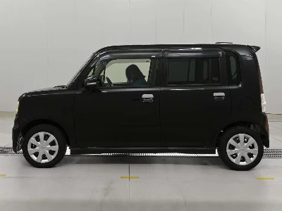 TOYOTA PIXIS SPACE