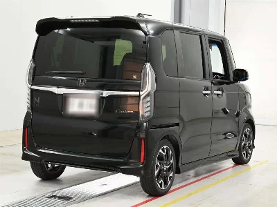 HONDA N BOX CUSTOM