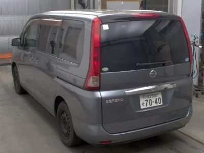 NISSAN SERENA