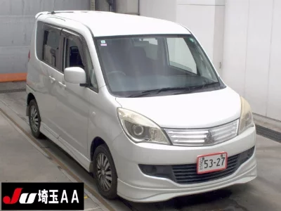 MITSUBISHI DELICA D:2