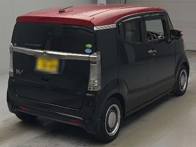 HONDA N-BOX SLASH
