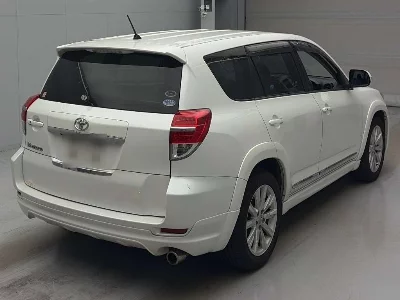 TOYOTA VANGUARD