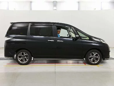 MAZDA BIANTE