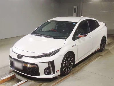 TOYOTA PRIUS PHV