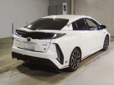 TOYOTA PRIUS PHV