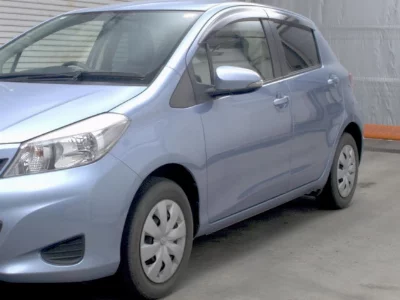 TOYOTA VITZ