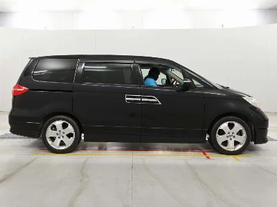 HONDA ELYSION PRESTIGE