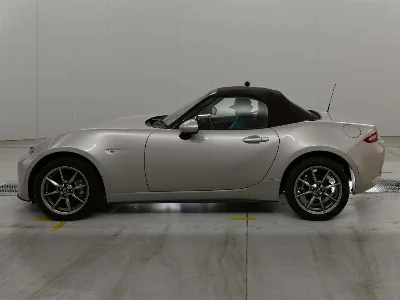 MAZDA ROADSTER