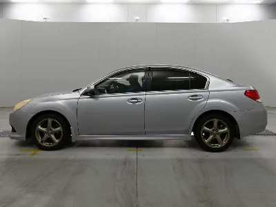 SUBARU LEGACY B4