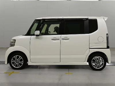 HONDA N BOX CUSTOM