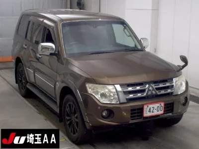 MITSUBISHI PAJERO