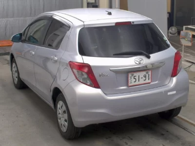 TOYOTA VITZ