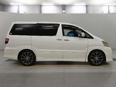 TOYOTA ALPHARD V