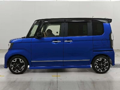 HONDA N BOX CUSTOM