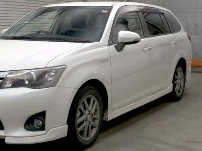 TOYOTA COROLLA FIELDER