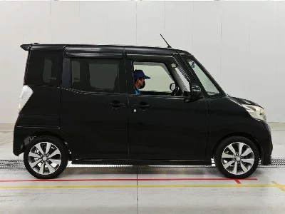 MITSUBISHI EK SPACE CUSTOM