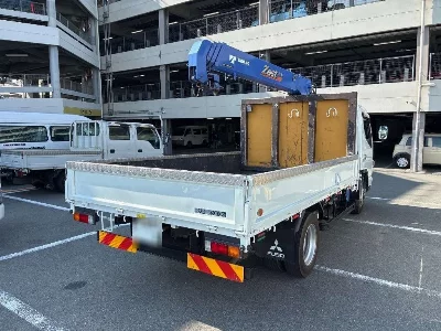 MITSUBISHI CANTER