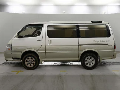 TOYOTA HIACE WAGON
