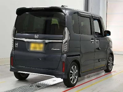 HONDA N BOX CUSTOM