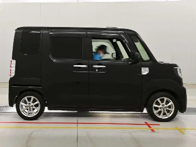 TOYOTA PIXIS MEGA