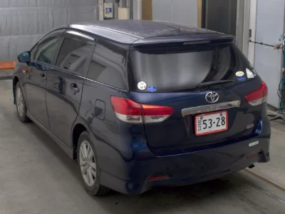 TOYOTA WISH