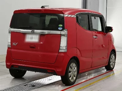 HONDA N-BOX SLASH