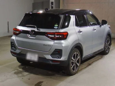 DAIHATSU ROCKY
