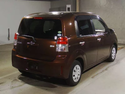 TOYOTA SPADE